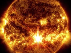 Ηλιακή καταιγίδα πλήττει τη Γη – Τι είναι και πώς θα τη δούμε