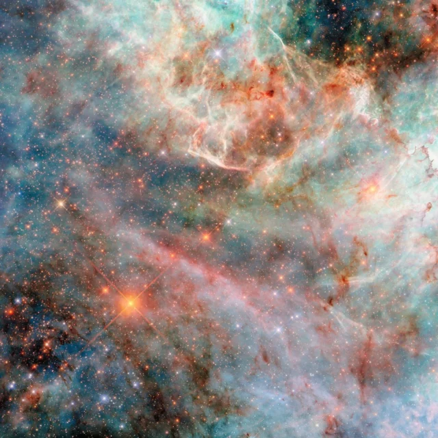 To Hubble φωτογραφίζει ένα εντυπωσιακό… ζαχαρωτό του Σύμπαντος