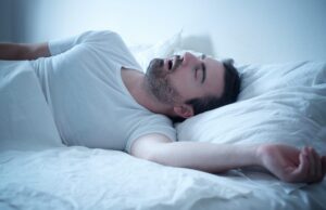 Ύπνος: Εσείς κοιμάστε και αυτά τα ζωύφια… κάνουν πάρτι στο πρόσωπό σας