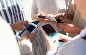 Νέα μελέτη: Τα παλιά smartphones μπορούν να χρησιμεύσουν ως… μίνι data centers