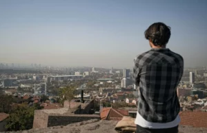 «Αόρατη απειλή»: Η ατμοσφαιρική ρύπανση αυξάνει τον κίνδυνο άνοιας, σύμφωνα με μελέτη