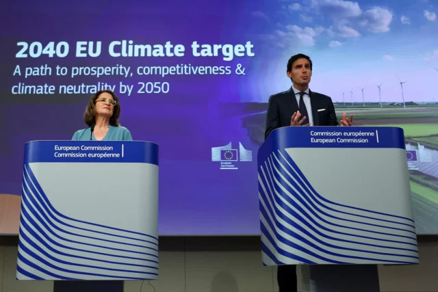 Επί τάπητος ο στόχος για μείωση εκπομπών 90% έως το 2040
