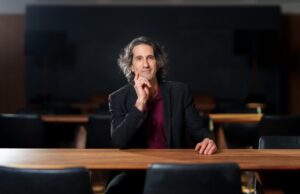 Καθηγητής του Πρίνστον σοκάρει με το βιβλίο του: Το ανθρώπινο είδος δεν είναι δυαδικό