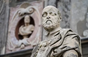 Δεν είχε στέμμα. Αλλά κυβέρνησε τον κόσμο – με μία τράπεζα