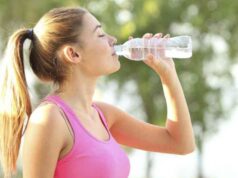 Αφυδάτωση: 7+1 παράγοντες που «στραγγίζουν» τον οργανισμό μας