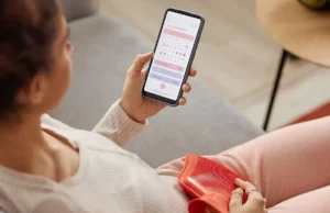 Οι γυναίκες με μακρά COVID μπορεί να έχουν μεγαλύτερες, βαρύτερες περιόδους, σύμφωνα με μελέτη