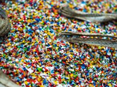 Μικροπλαστικά: Πώς συνδέονται με τον κίνδυνο εμφάνισης Αλτσχάιμερ;