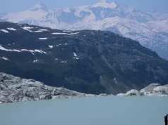Το πρωτοφανές λιώσιμο των παγετώνων θα αφήσει τις κορυφές των ΗΠΑ χωρίς πάγο για πρώτη φορά