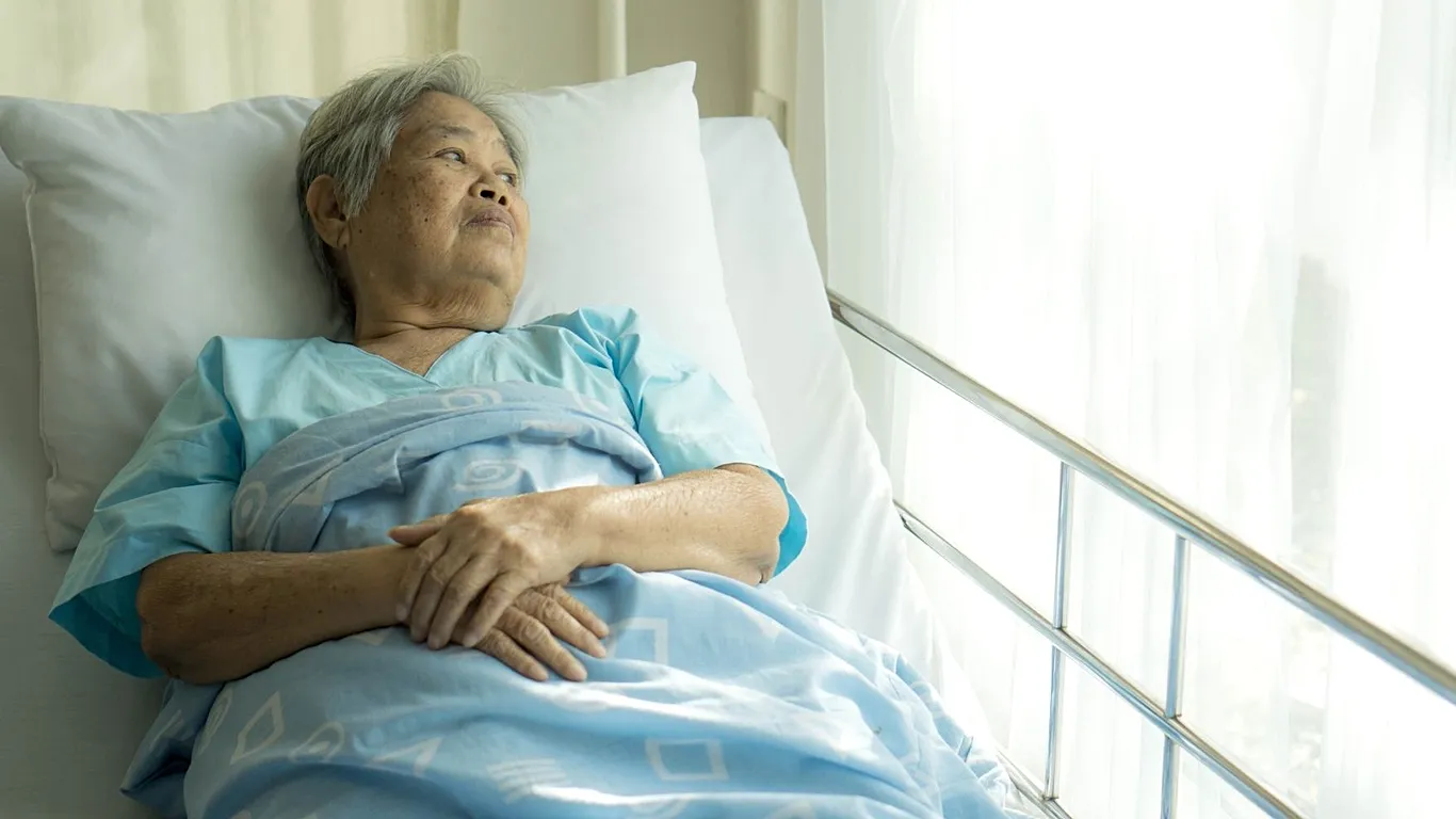 Η μοναξιά αυξάνει τον κίνδυνο θανάτου για καρκινοπαθείς, δείχνει νέα ανάλυση