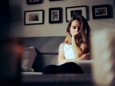 Η νέα «κρίση» της ψυχικής υγείας – Έφηβοι και νεαροί είναι η πιο δυστυχισμένη ηλικιακή ομάδα