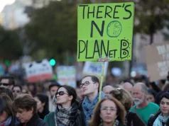 Θα βοηθήσει το περιβάλλον ένα “ανώτατο όριο πλούτου”; Πώς η ανισότητα τροφοδοτεί την κλιματική κρίση