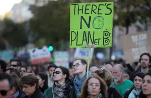 Θα βοηθήσει το περιβάλλον ένα “ανώτατο όριο πλούτου”; Πώς η ανισότητα τροφοδοτεί την κλιματική κρίση