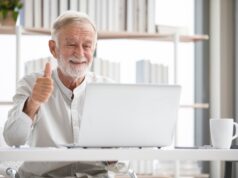 Πώς θα βοηθήσετε τα ηλικιωμένα μέλη της οικογένειας να αποφύγουν τις διαδικτυακές απάτες