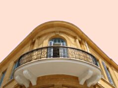 Κριτική-καταπέλτης για την εμπλοκή της Εκκλησίας στο παράρτημα του ΕΚΠΑ