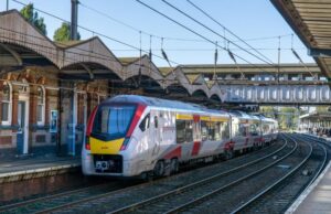 Wi-Fi υψηλών ταχυτήτων στα βρετανικά τρένα: Τεχνολογία Formula 1 φέρνει την επανάσταση στις σιδηροδρομικές συνδέσεις