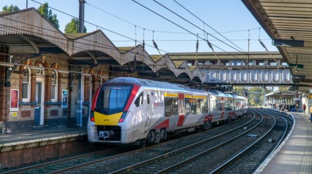 Τεχνολογία Formula 1 φέρνει την επανάσταση στις σιδηροδρομικές συνδέσεις