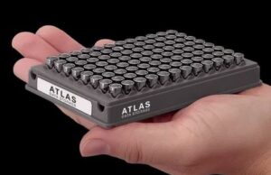 Νέος σκληρός δίσκος χωράει δισεκατομμύρια αρχεία και τα διατηρεί ανέπαφα για χιλιάδες χρόνια