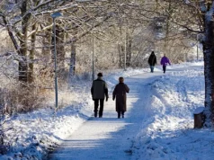 Ίσως το Blue Monday να είναι μύθος, αλλά η χειμερινή μελαγχολία όχι: Πώς να φτιάξετε τη διάθεσή σας