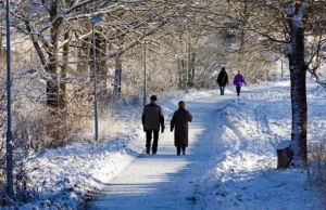 Ίσως το Blue Monday να είναι μύθος, αλλά η χειμερινή μελαγχολία όχι: Πώς να φτιάξετε τη διάθεσή σας