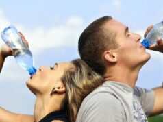 Πόσο νερό να πίνουμε κάθε μέρα, ανάλογα με την ηλικία μας
