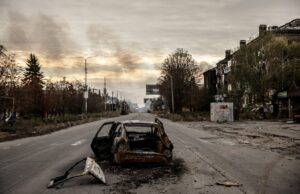 Το περιβαλλοντικό αποτύπωμα του πολέμου στην Ουκρανία: 311 εκατ. τόνοι CO₂