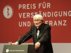 Πέθανε ο Γιούργκεν Χάμπερμας – Ο φιλόσοφος που υπερασπίστηκε τον δημόσιο διάλογο και τη δημοκρατία