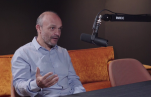 Μία συζήτηση με τον πνευμονολόγο Δρ. Ευγένιο Μεταξά για ιατρικά θέματα, με ανθρώπινο τρόπο.