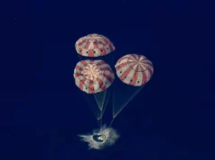 Εικόνες και βίντεο από την ιστορική επιστροφή της αποστολής Artemis II από τη Σελήνη: Ανοίγει ο δρόμος για τη μόνιμη παρουσία του ανθρώπου στο Διάστημα