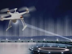 Νέα τεχνολογία φορτίζει drones καθώς πετούν