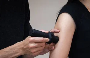 Νέα τεχνολογία υπόσχεται γρήγορα και ανώδυνα τατουάζ