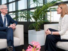Ο Τιμ Κουκ της Apple χαιρετίζει τη δράση της ΕΕ για την προστασία των παιδιών στο διαδίκτυο