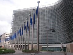 Λιγότερη γραφειοκρατία, περισσότερες απαγορεύσεις