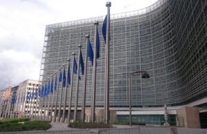 Καπνός και νικοτίνη: Σαρωτικές απαγορεύσεις ζητούν 8 χώρες της ΕΕ – Τα κρίσιμα ερωτήματα